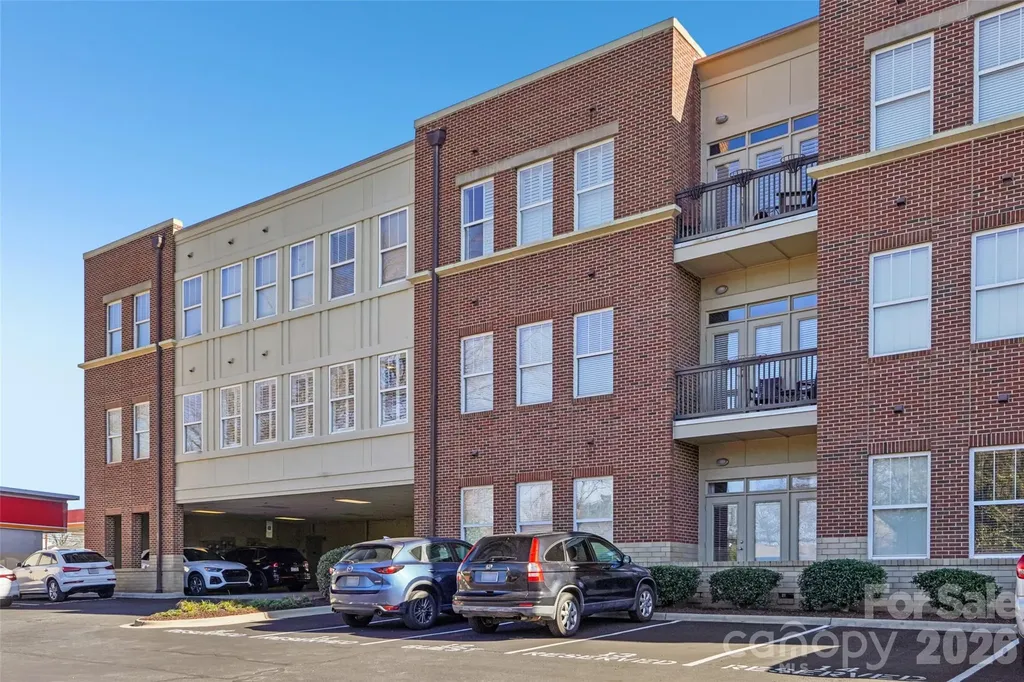 2952 Selwyn Avenue Charlotte NC 28209