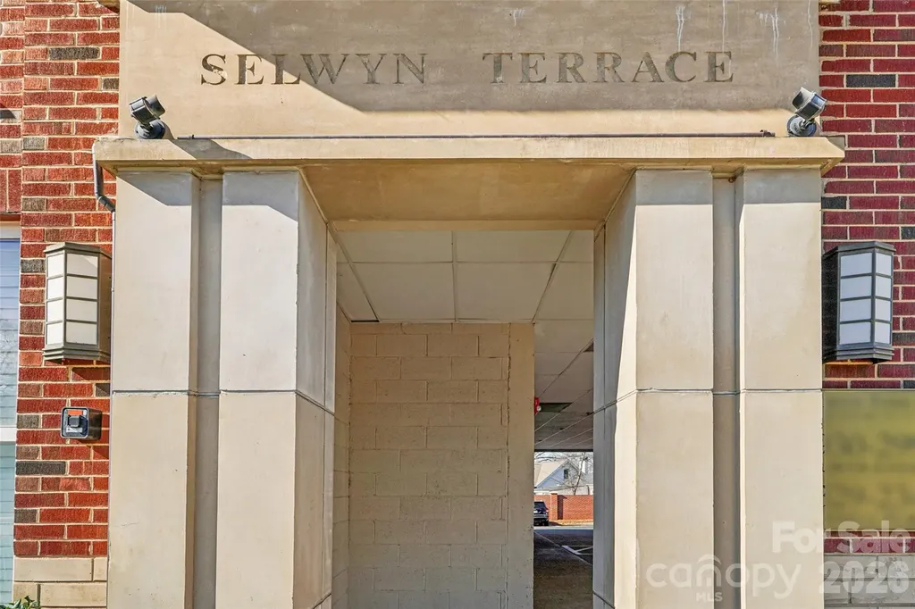 2952 Selwyn Avenue Charlotte NC 28209