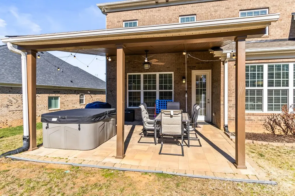 135 Holly Ridge Drive Mooresville NC 28115