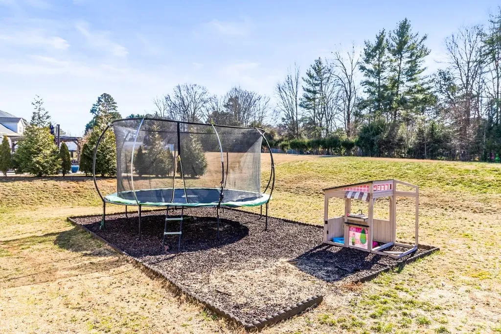 135 Holly Ridge Drive Mooresville NC 28115