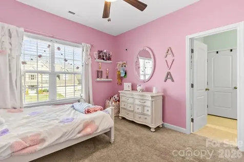 135 Holly Ridge Drive Mooresville NC 28115