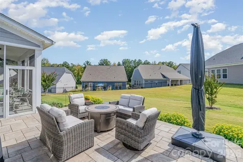 335 Brambling Court Monroe NC 28110