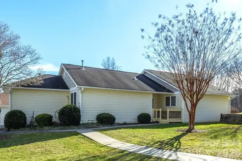 115 Creeks End Circle Mills River NC 28759