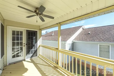 115 Creeks End Circle Mills River NC 28759