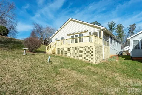 115 Creeks End Circle Mills River NC 28759