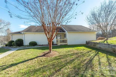 115 Creeks End Circle Mills River NC 28759