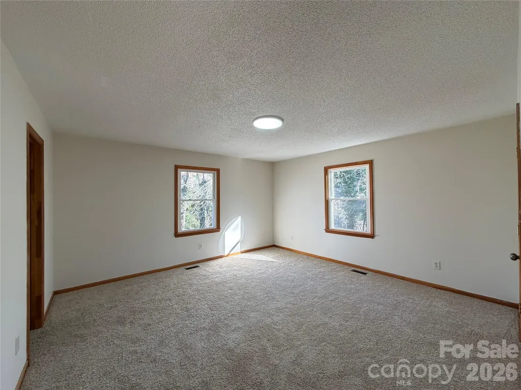 424 Holland Drive Statesville NC 28677