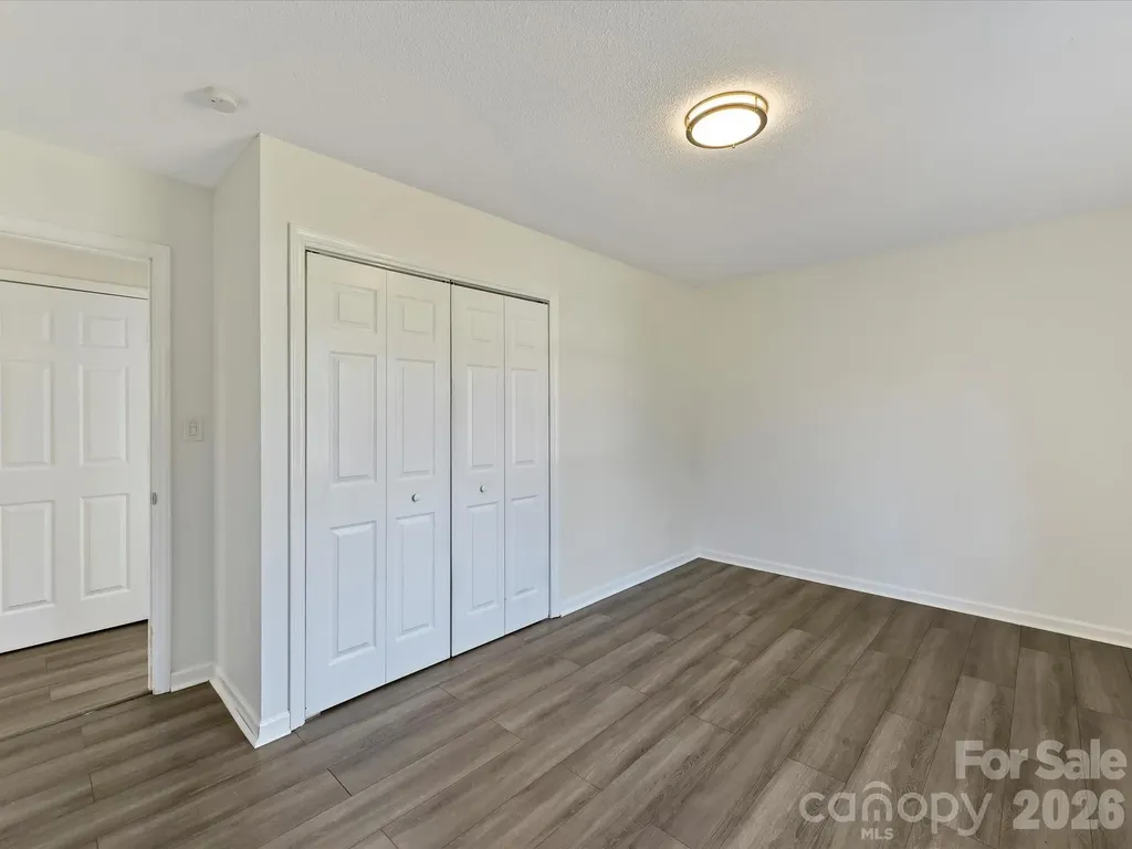 4008 Dunwoody Drive Charlotte NC 28215