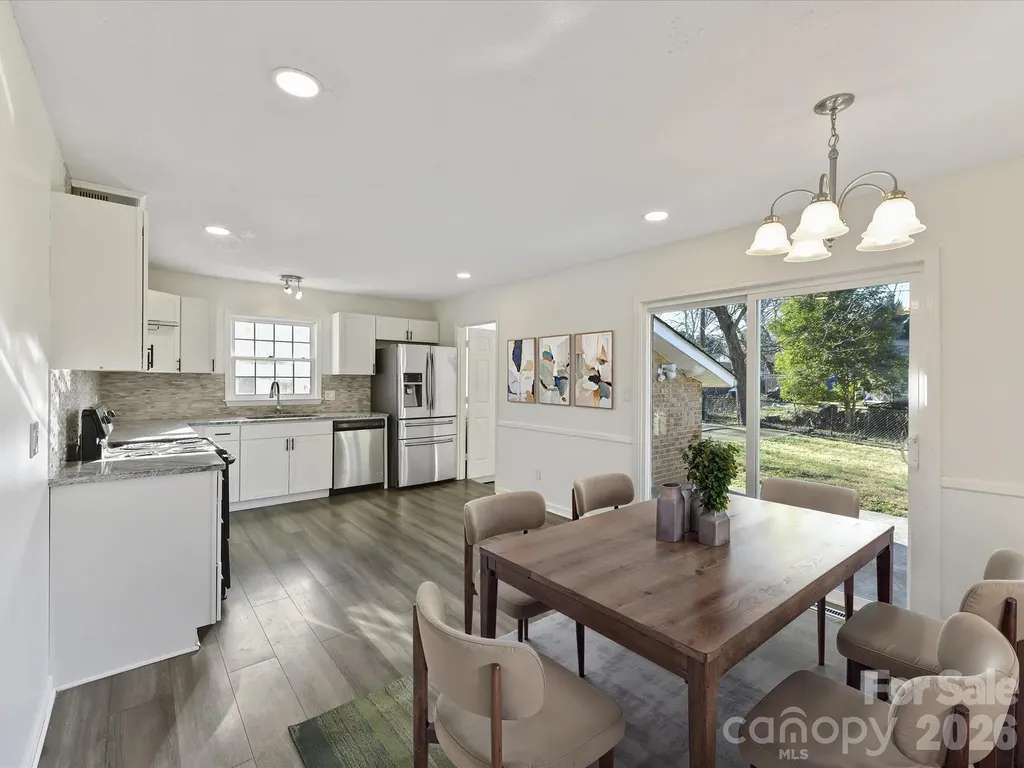 4008 Dunwoody Drive Charlotte NC 28215
