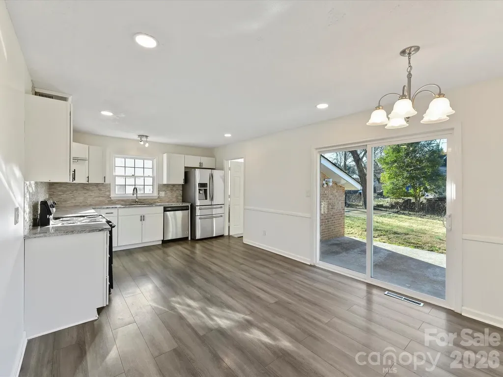 4008 Dunwoody Drive Charlotte NC 28215