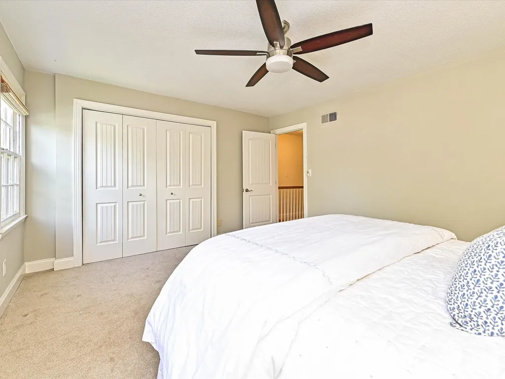 4611 Hedgemore Drive Charlotte NC 28209