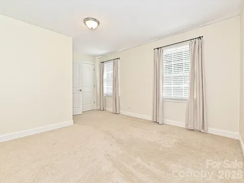 4611 Hedgemore Drive Charlotte NC 28209