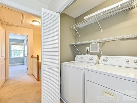 4611 Hedgemore Drive Charlotte NC 28209