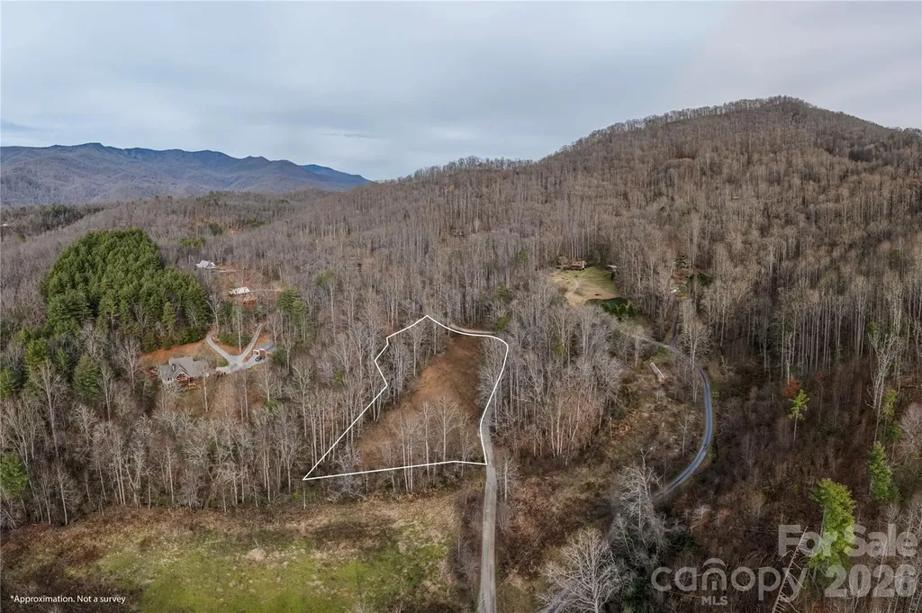 00 Carver Mountain Valley Sylva NC 28779