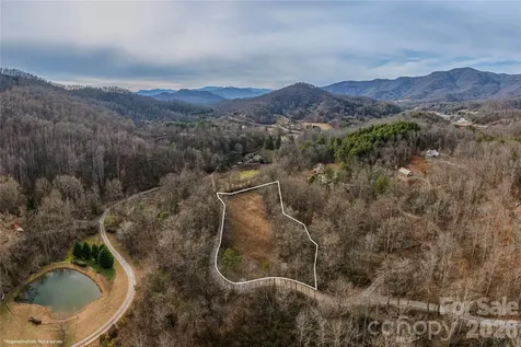00 Carver Mountain Valley Sylva NC 28779