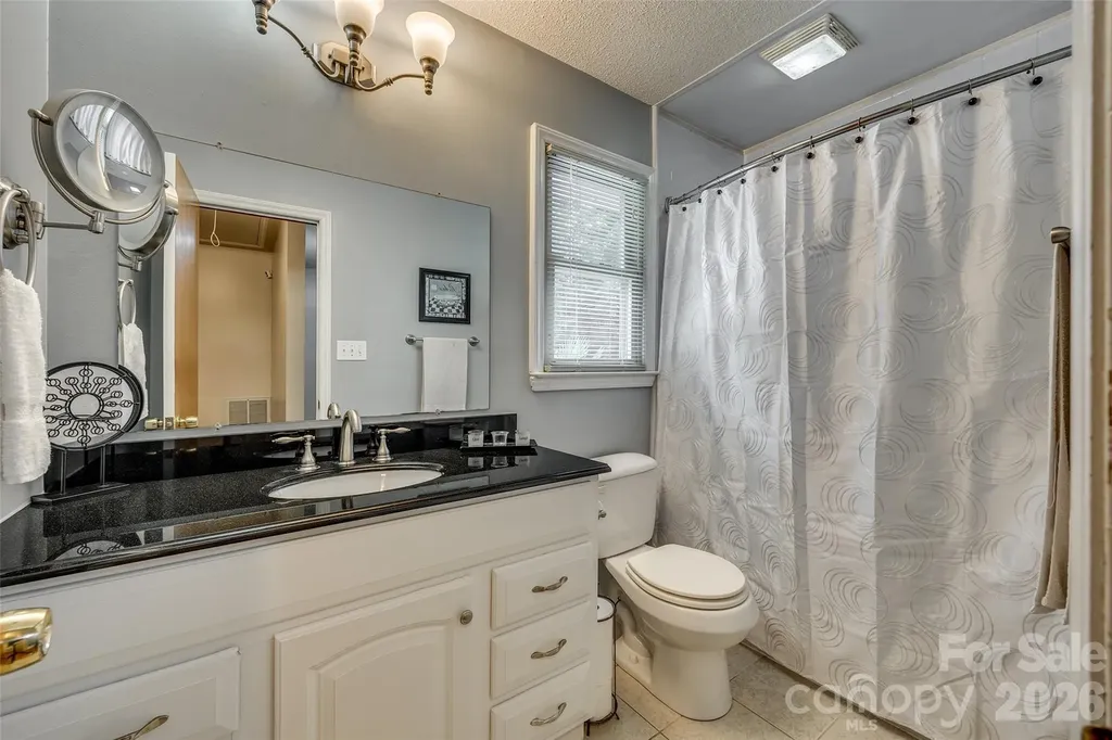 109 Falling Leaf Lane Mount Holly NC 28120