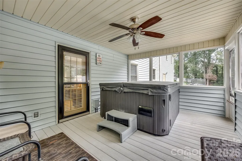 109 Falling Leaf Lane Mount Holly NC 28120