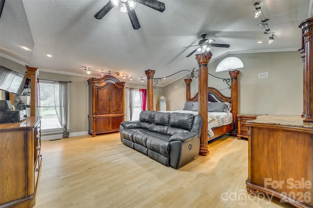 109 Falling Leaf Lane Mount Holly NC 28120