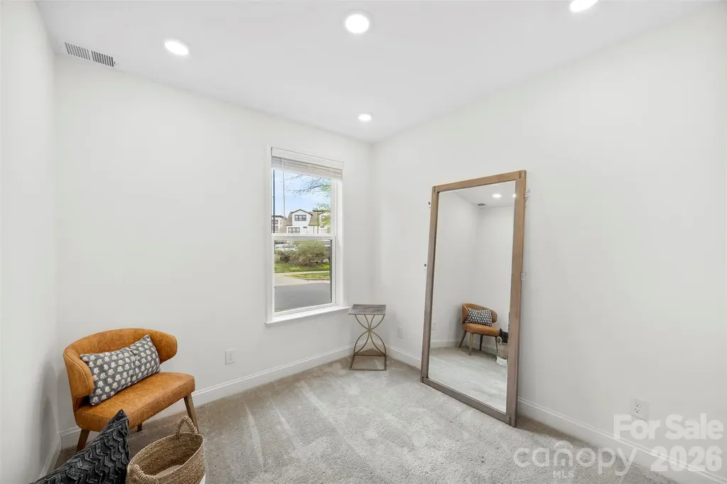 6343 Southgrove Street Charlotte NC 28277