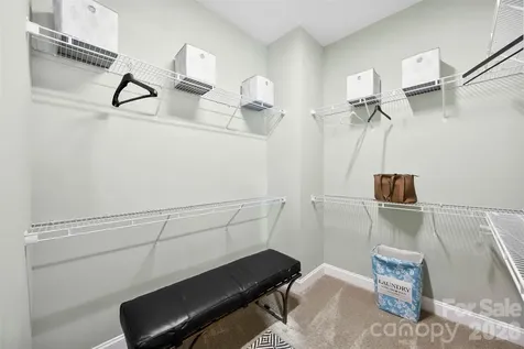 6343 Southgrove Street Charlotte NC 28277