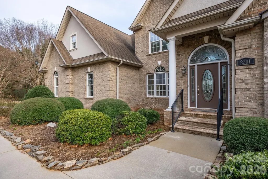 2301 Willow Creek Drive Newton NC 28658