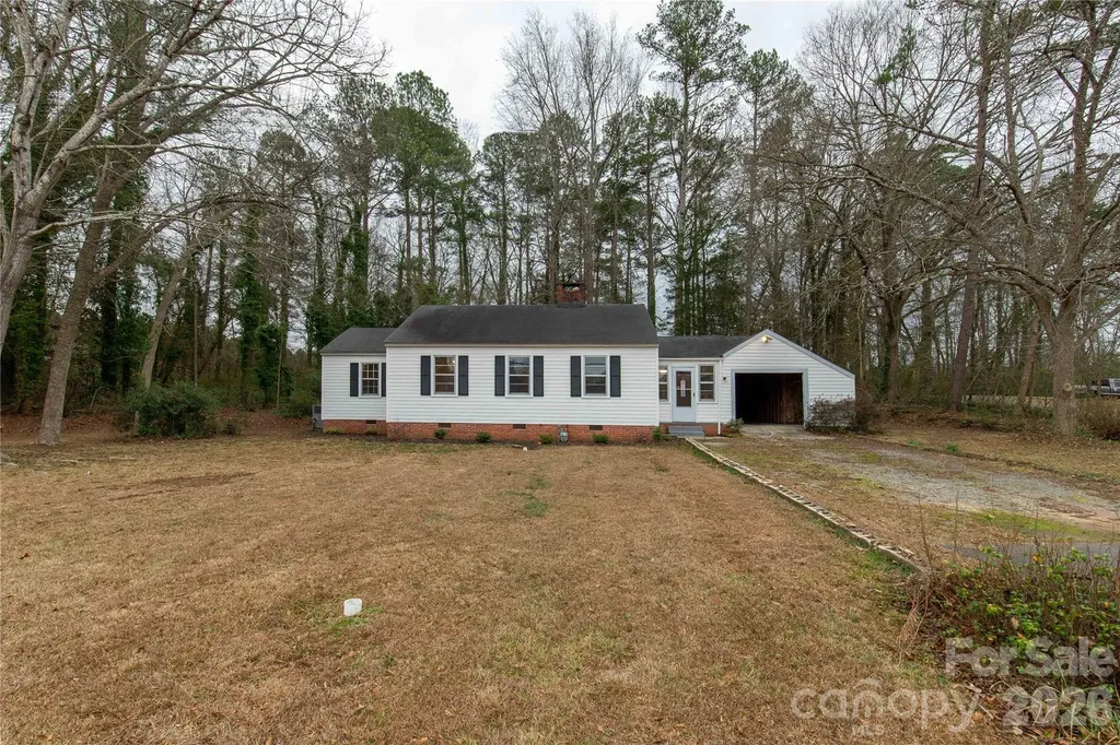 1250 Hampton Grace Avenue Lancaster SC 29720