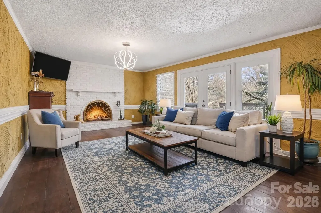 7144 Chapparall Lane Charlotte NC 28215