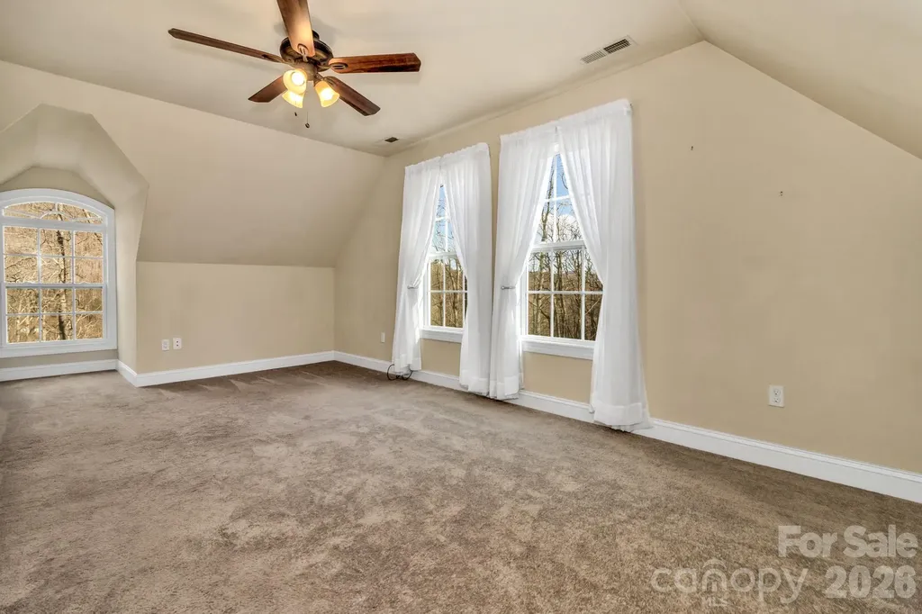 387 Goodview Drive Hendersonville NC 28792