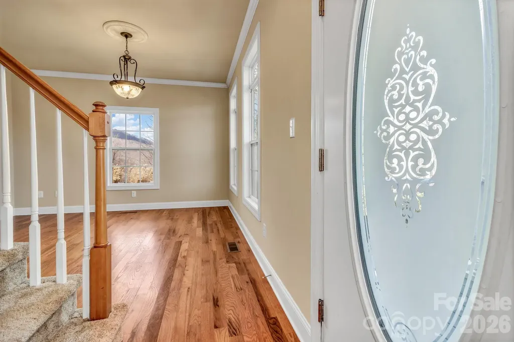 387 Goodview Drive Hendersonville NC 28792