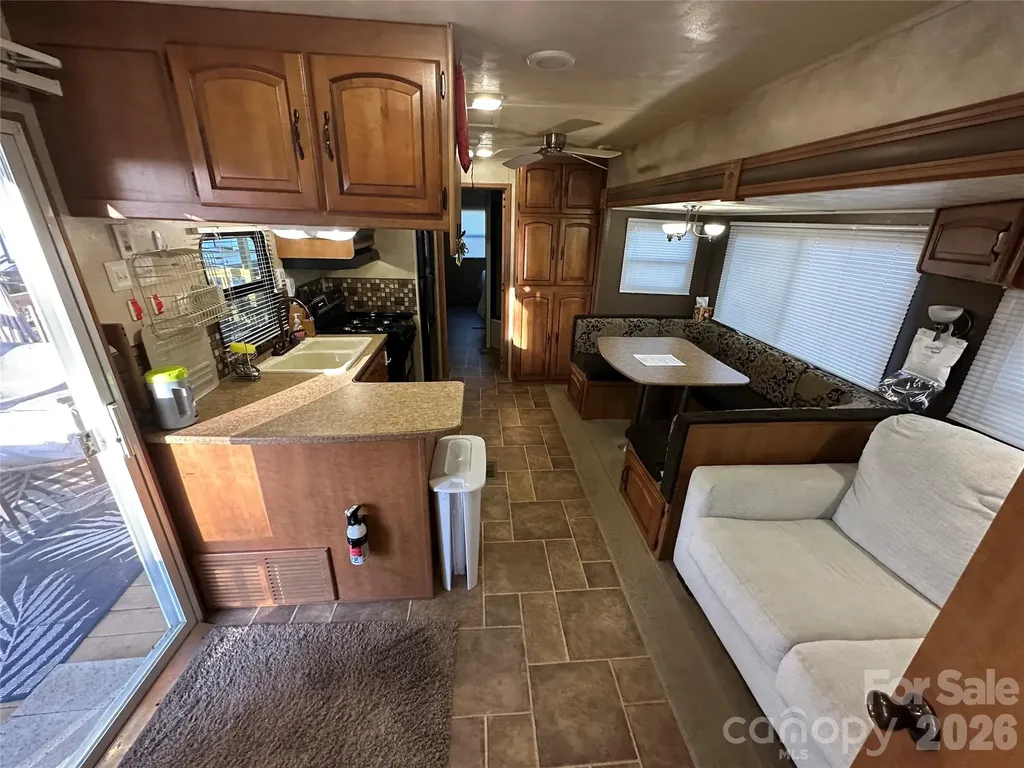 121 Sparrow Lane New London NC 28127