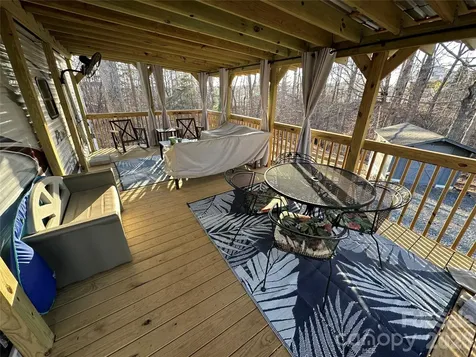 121 Sparrow Lane New London NC 28127
