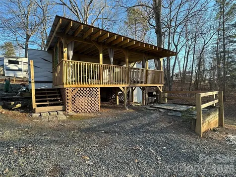 121 Sparrow Lane New London NC 28127