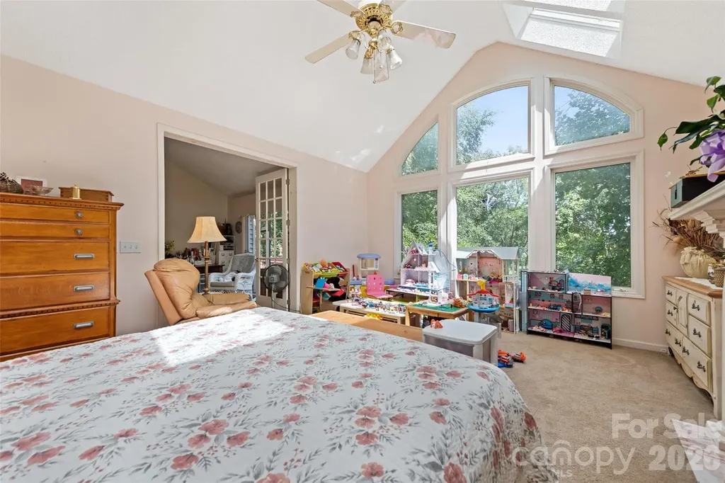 650 Creekside Drive Maggie Valley NC 28751