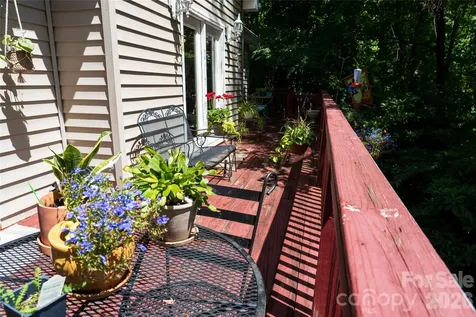 650 Creekside Drive Maggie Valley NC 28751