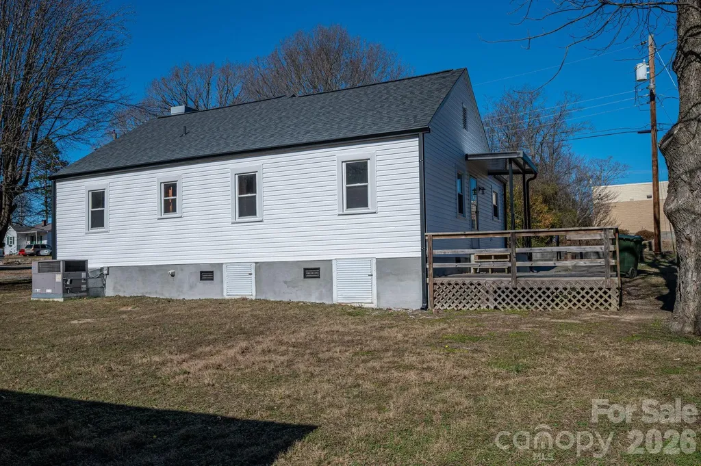1203 W Gold Street Extension Kings Mountain NC 28086