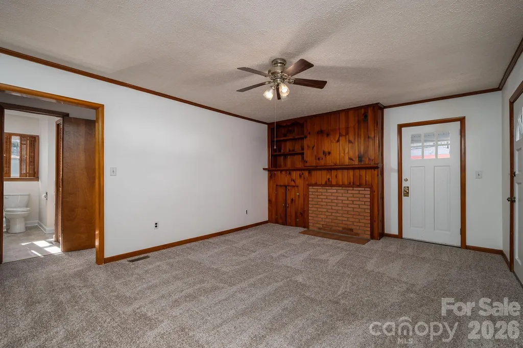 1203 W Gold Street Extension Kings Mountain NC 28086