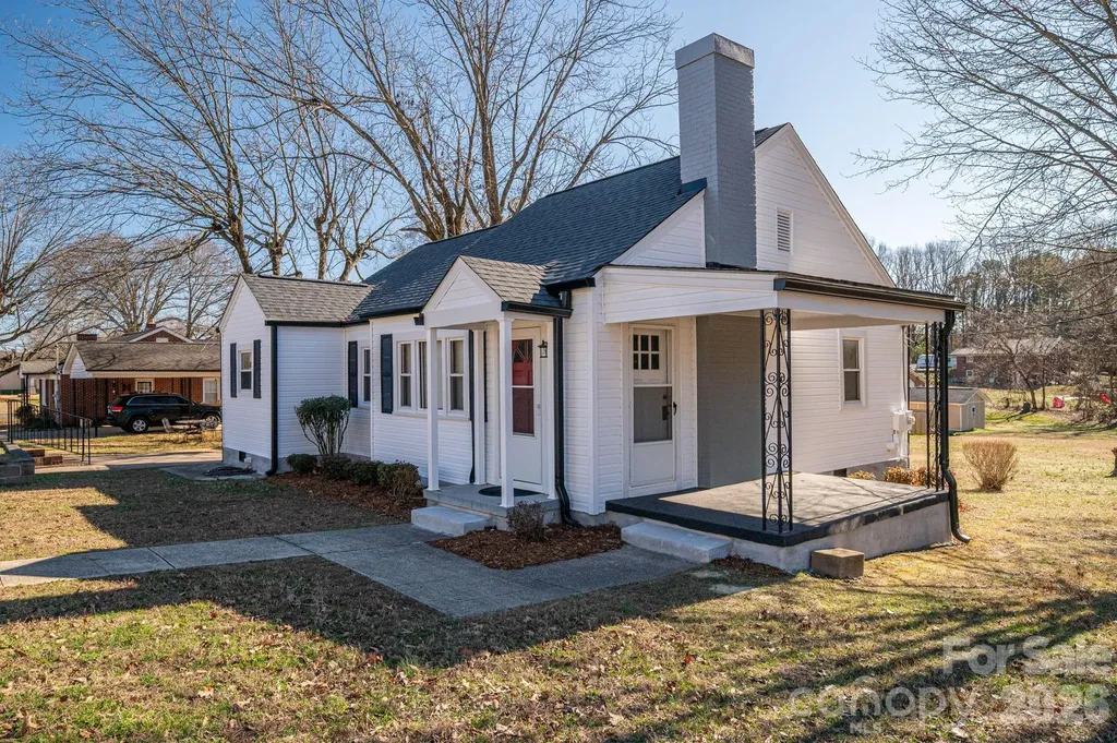 1203 W Gold Street Extension Kings Mountain NC 28086