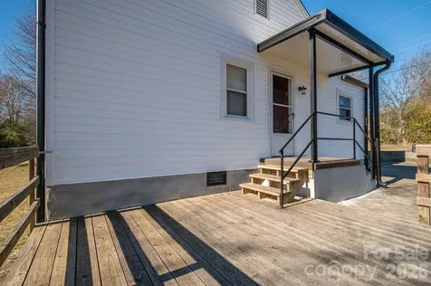 1203 W Gold Street Extension Kings Mountain NC 28086