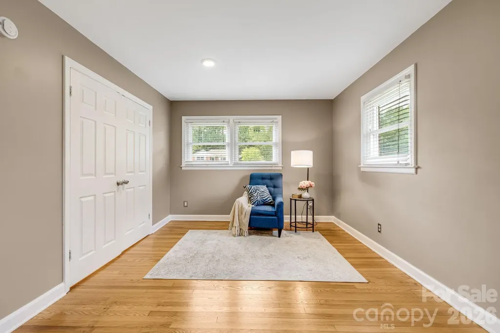 3226 Charlyne Drive Hendersonville NC 28792