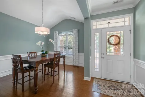 1184 Mckee Farm Lane Belmont NC 28012