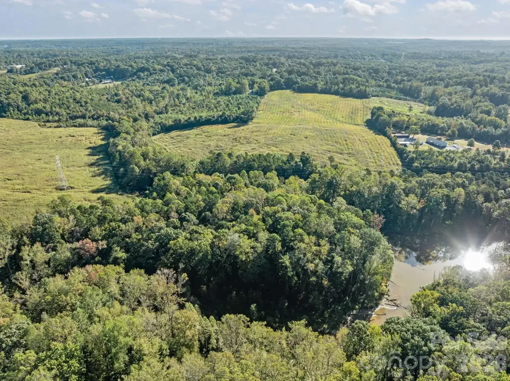 9135 Us 220 Alternate Highway N Randleman NC 27317
