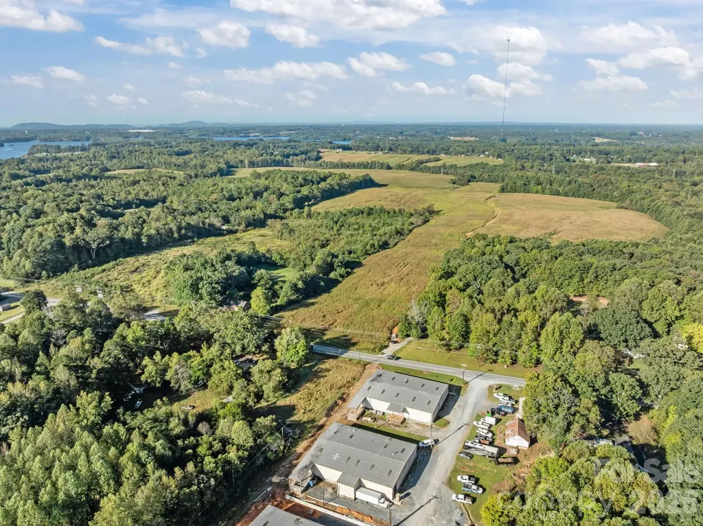 9135 Us 220 Alternate Highway N Randleman NC 27317