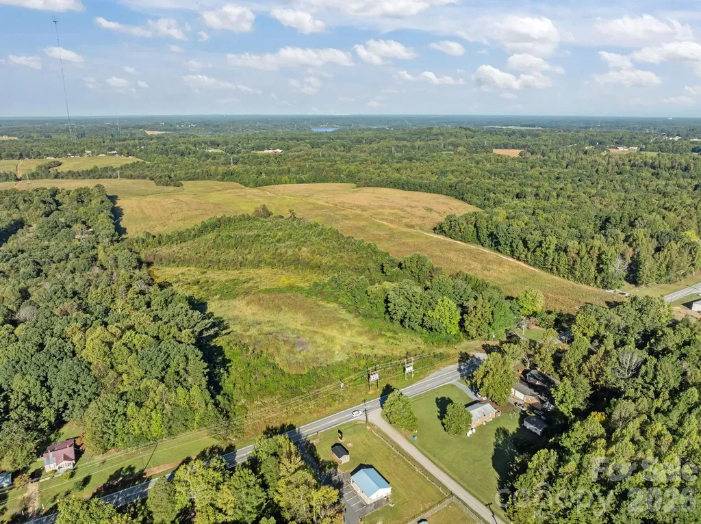 9135 Us 220 Alternate Highway N Randleman NC 27317