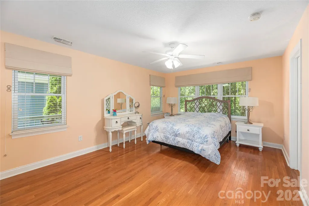 41 Little Fox Lane Fletcher NC 28732