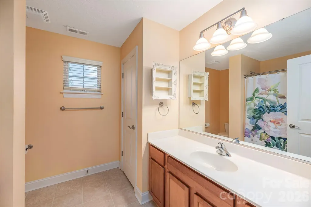 41 Little Fox Lane Fletcher NC 28732