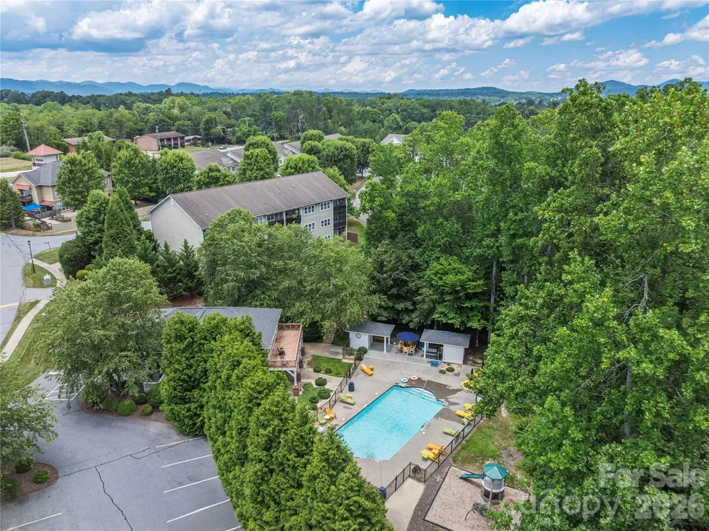 41 Little Fox Lane Fletcher NC 28732