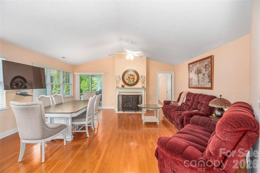 41 Little Fox Lane Fletcher NC 28732