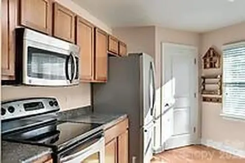41 Little Fox Lane Fletcher NC 28732