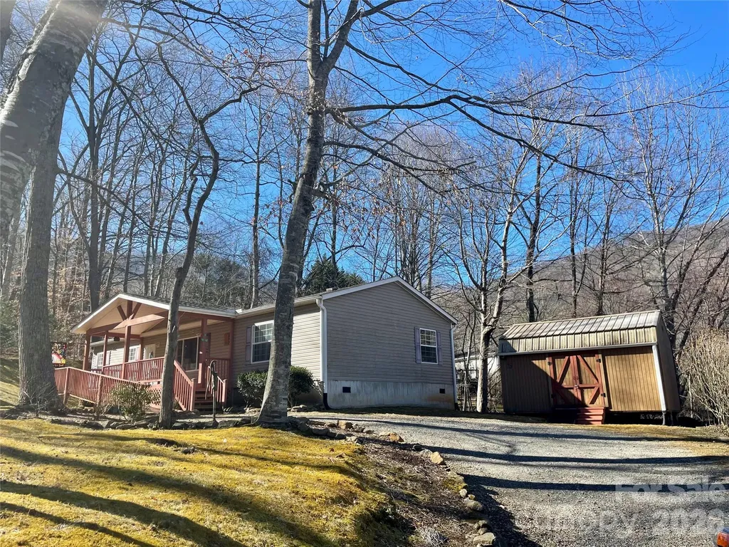 23 Mahan Lane Waynesville NC 28786
