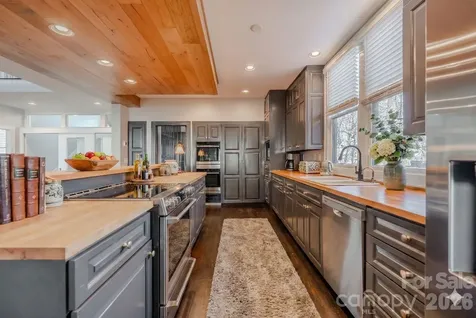 42 Wild Magnolia Way Zirconia NC 28790